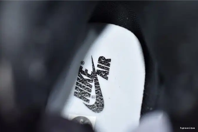 HYPE Jordan 4 Air Mushroom AQ9129-200 0604